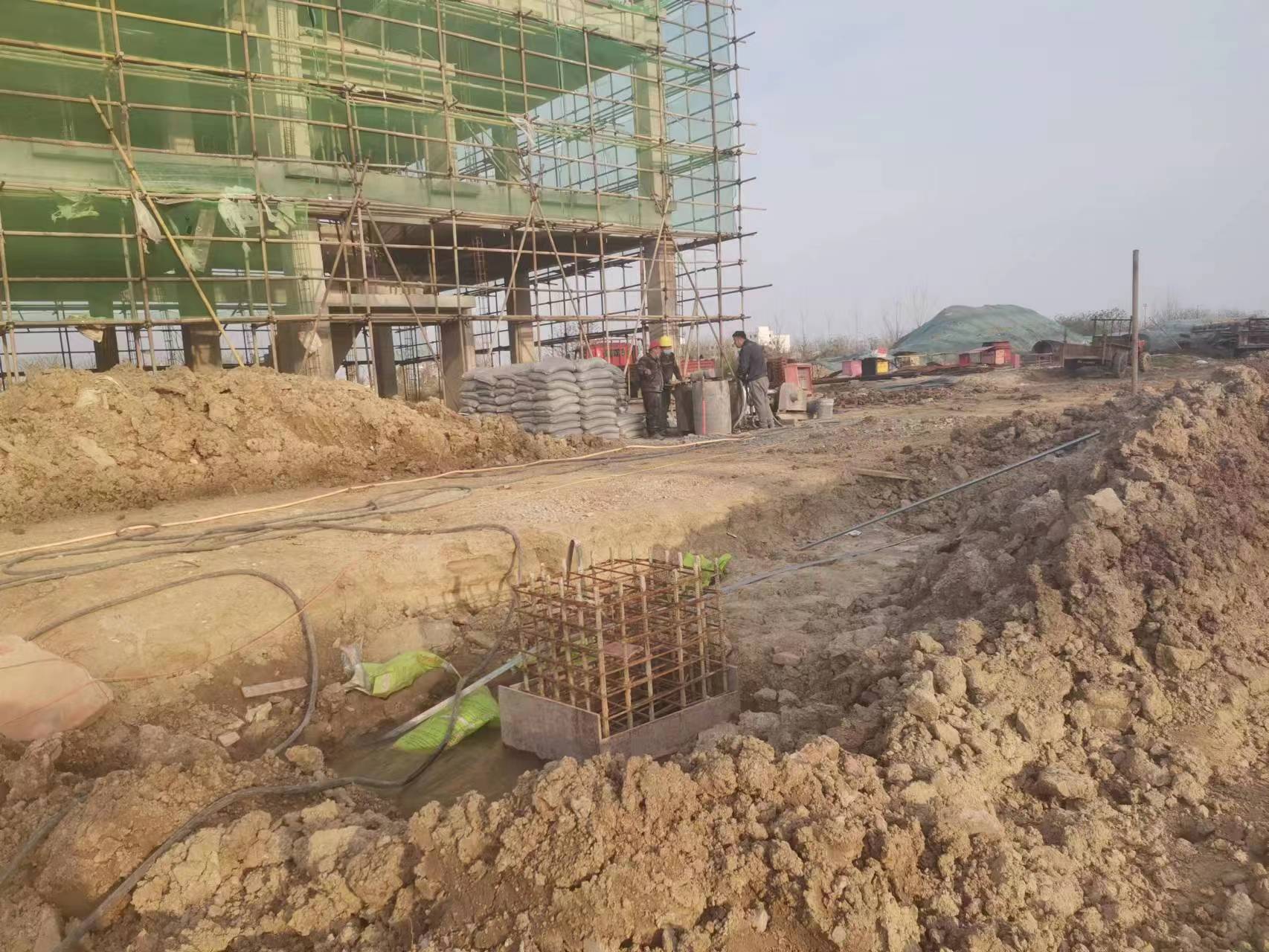 南岳当桥梁出现裂缝的时候应该及时加固修补